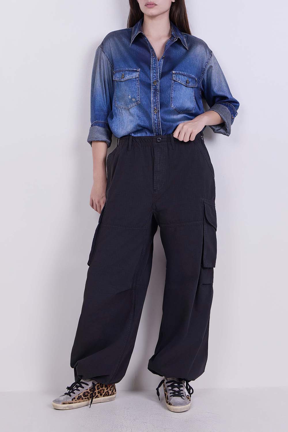 חולצה מכופתרת בהדפס ג'ינס